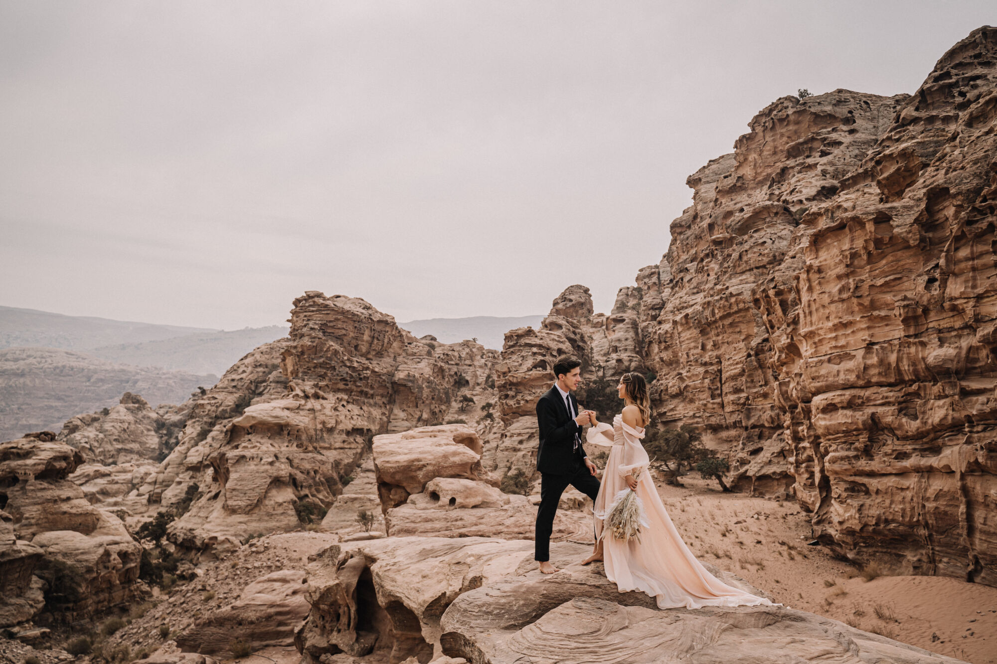 Svatební fotograf – přirozené svatební fotografie plné emocí a autentických momentů.